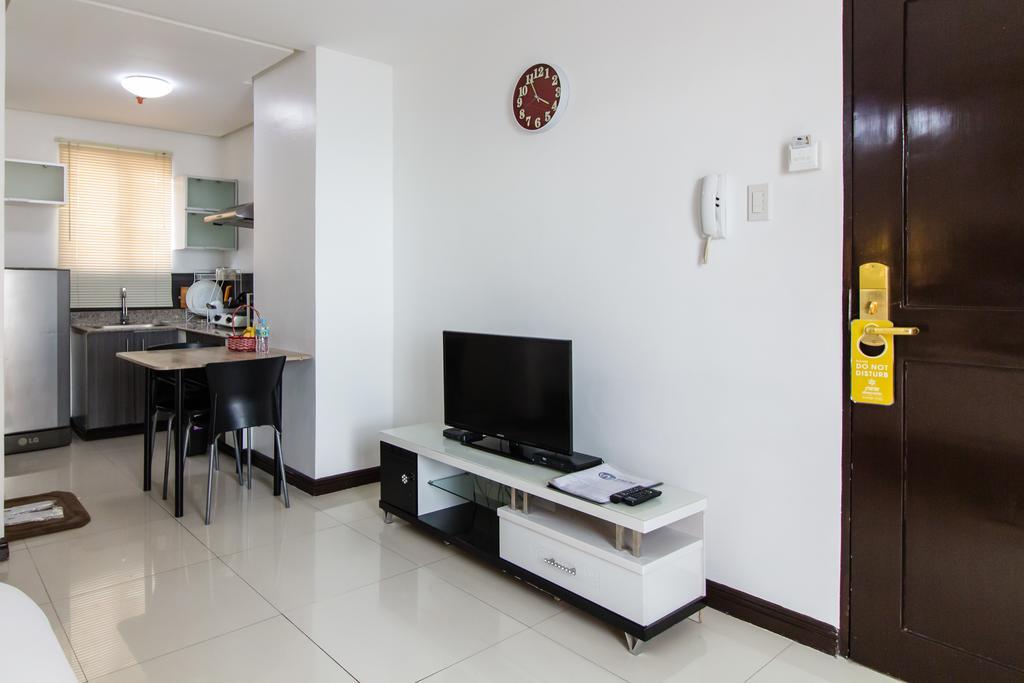 Jmm Apartment Suites Manilla Buitenkant foto