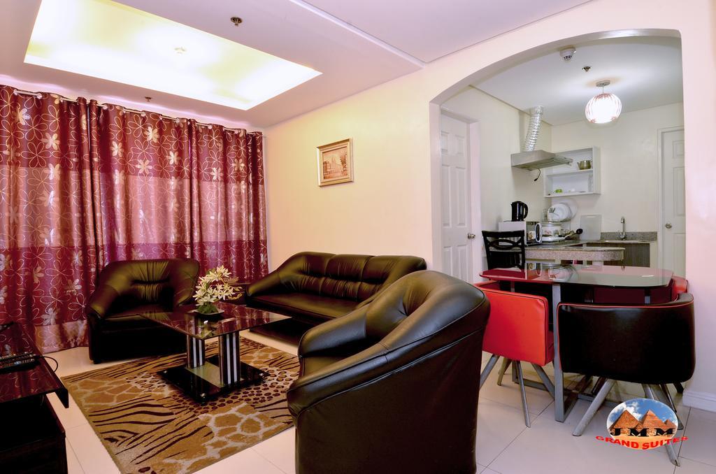 Jmm Apartment Suites Manilla Buitenkant foto