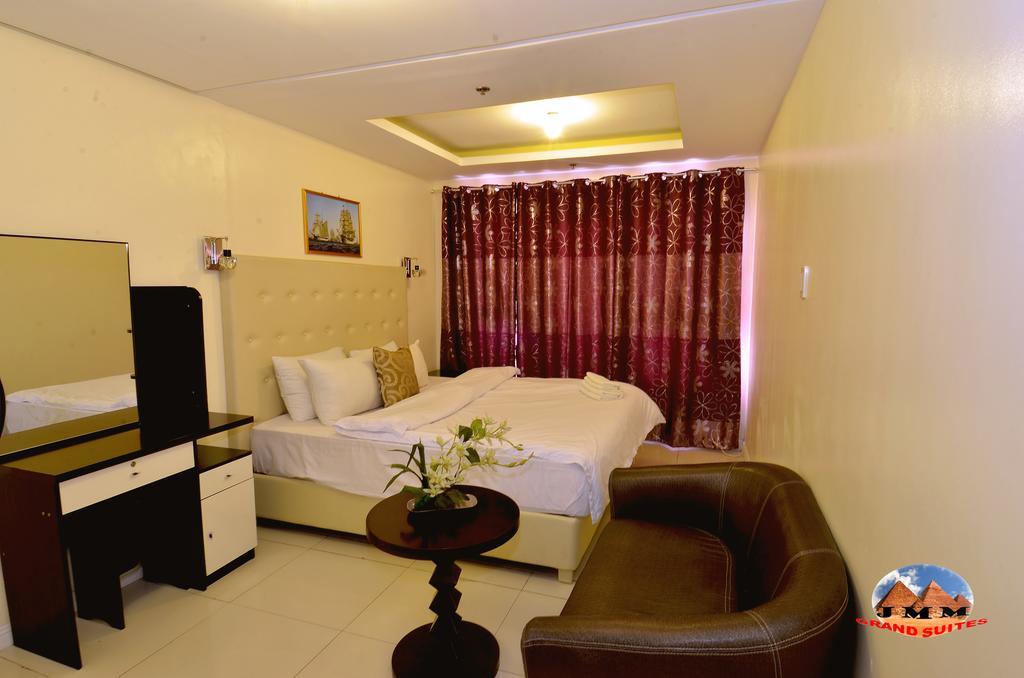 Jmm Apartment Suites Manilla Buitenkant foto